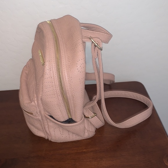 ⭐️❤️HOST PICK❤️⭐️STEVE MADDEN BRAND NEW BACKPACK - Picture 4 of 13